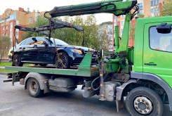 У жительницы Обнинска, накопившей миллионные долги, арестован автомобиль Мерседес-Бенц