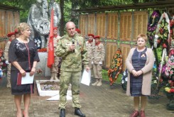 Телефонистка из Киева похоронена в Уколице