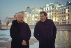 Премьеру документального сериала Сергея Минаева о России 2000-х покажут Wink и more.tv