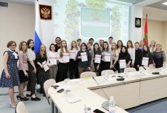 Преподаватель из Калуги стала одним из победителей Всероссийского конкурса «Моя страна – моя Россия» 