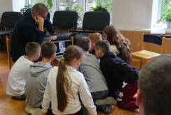 Калужская команда регионального сервисного уполномоченного начала работу над решением проблемы буллинга в школе